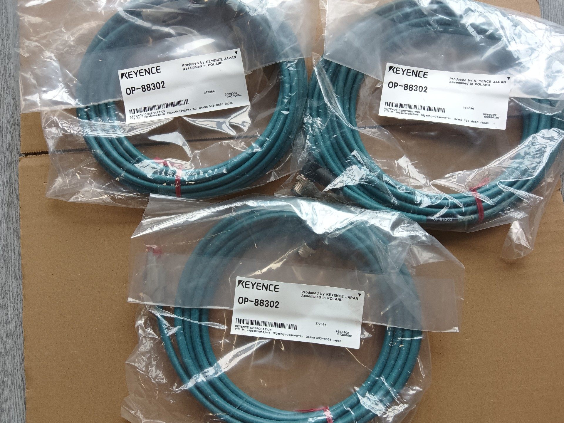 基恩士 OP-88302 全新原装正品，未开封。扫码器网线