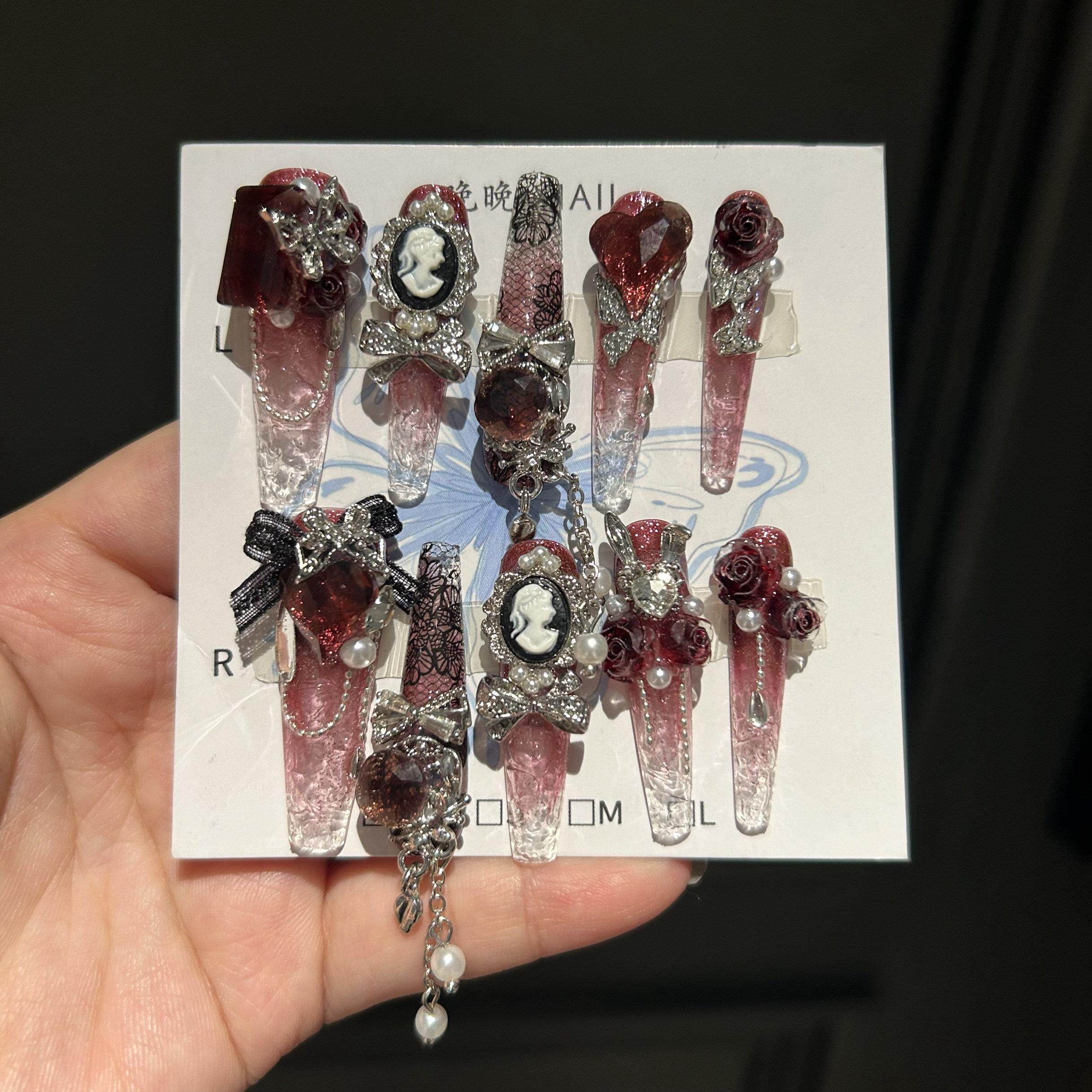 魔镜公主 纯手工穿戴甲蕾丝红底碎冰冰蝴蝶重工暗黑复古风琉璃甲