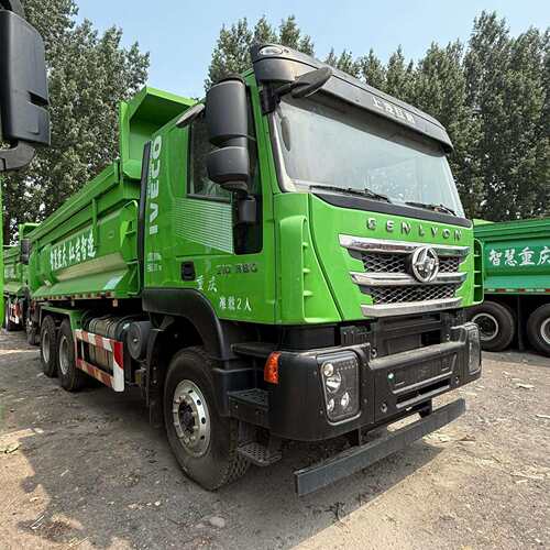 供应上汽红岩10轮6X4自卸车后八轮渣土车砂石料运输卡车