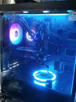 讨论一下：alienware外星人r13和r14区别哪个好？使用如何区别大不大