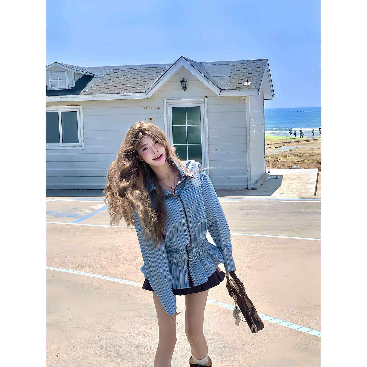 七颗虾滑条纹衬衫早秋2025新款女气质衬衫法式高级感蓝色长袖上衣