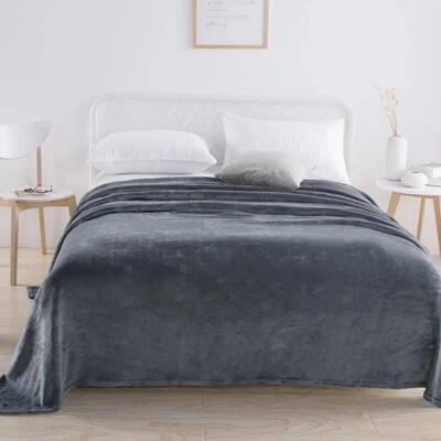 1pc, simple and plain colored plush blanket, multifunctional