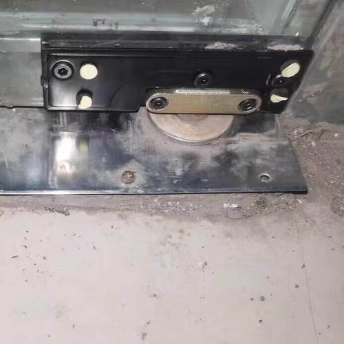 不锈钢平移通用上下无框玻璃门地弹簧门夹配件浴室玻璃门门夹加厚