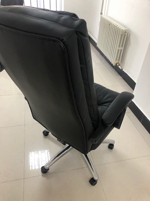 黑白调老板椅怎么样?选购有诀窍,70%的人不知道