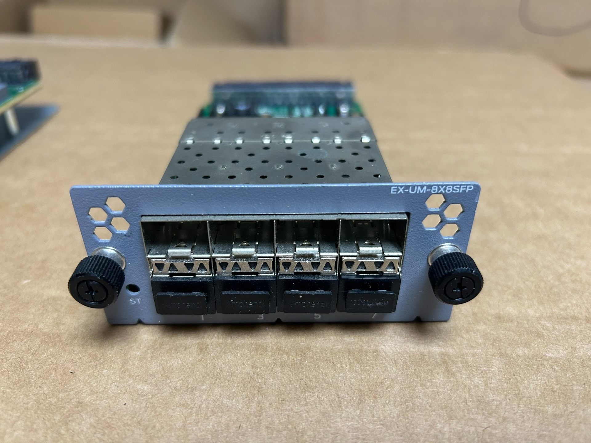 juniper  Networks EX-UM-8X8SFP