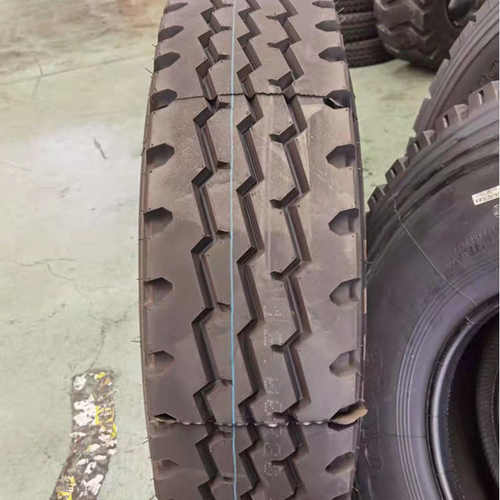 1100R20汽车轮胎批发短途搅拌车自卸车轮胎矿山花纹重载1100r20