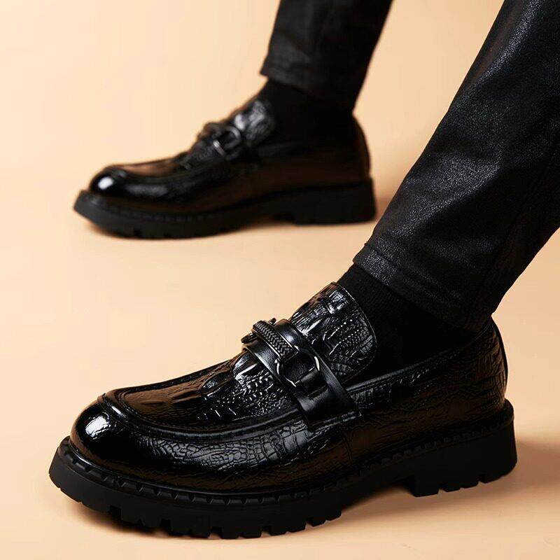 潮牌春季新款皮鞋男款商务正装透气休闲真皮豆豆鞋一脚蹬乐福鞋男