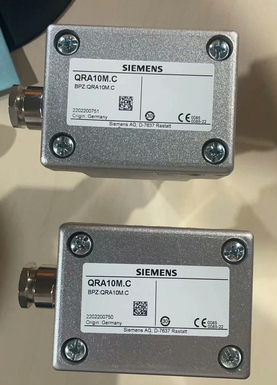 QRA10M.C西门子火焰探测器QRA10.C