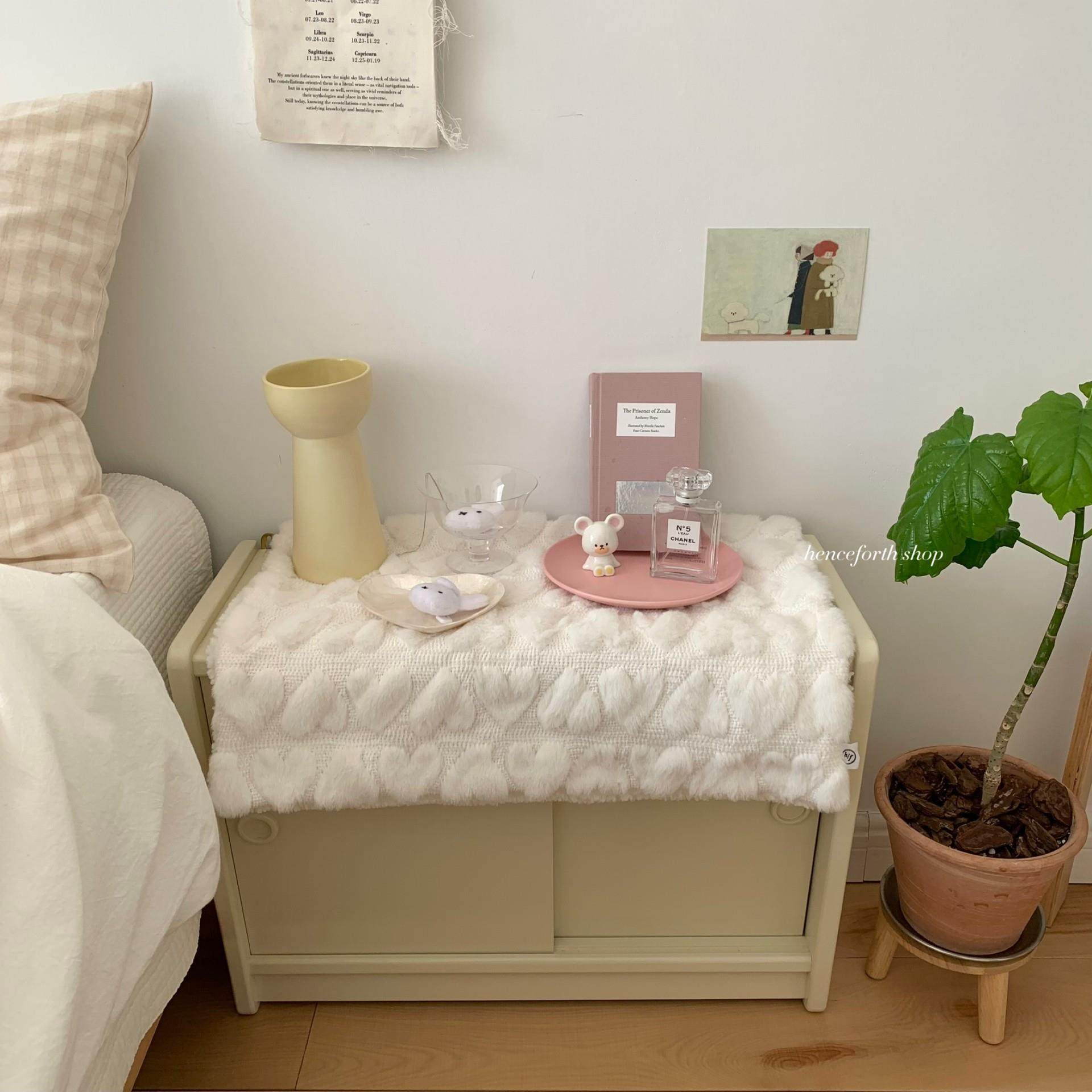 henceforth白色爱心毛绒双面桌垫餐垫床头柜装饰防尘盖布方形ins,居家布艺,床头柜盖布,淘宝优惠券,粉丝福利购,淘宝优惠卷