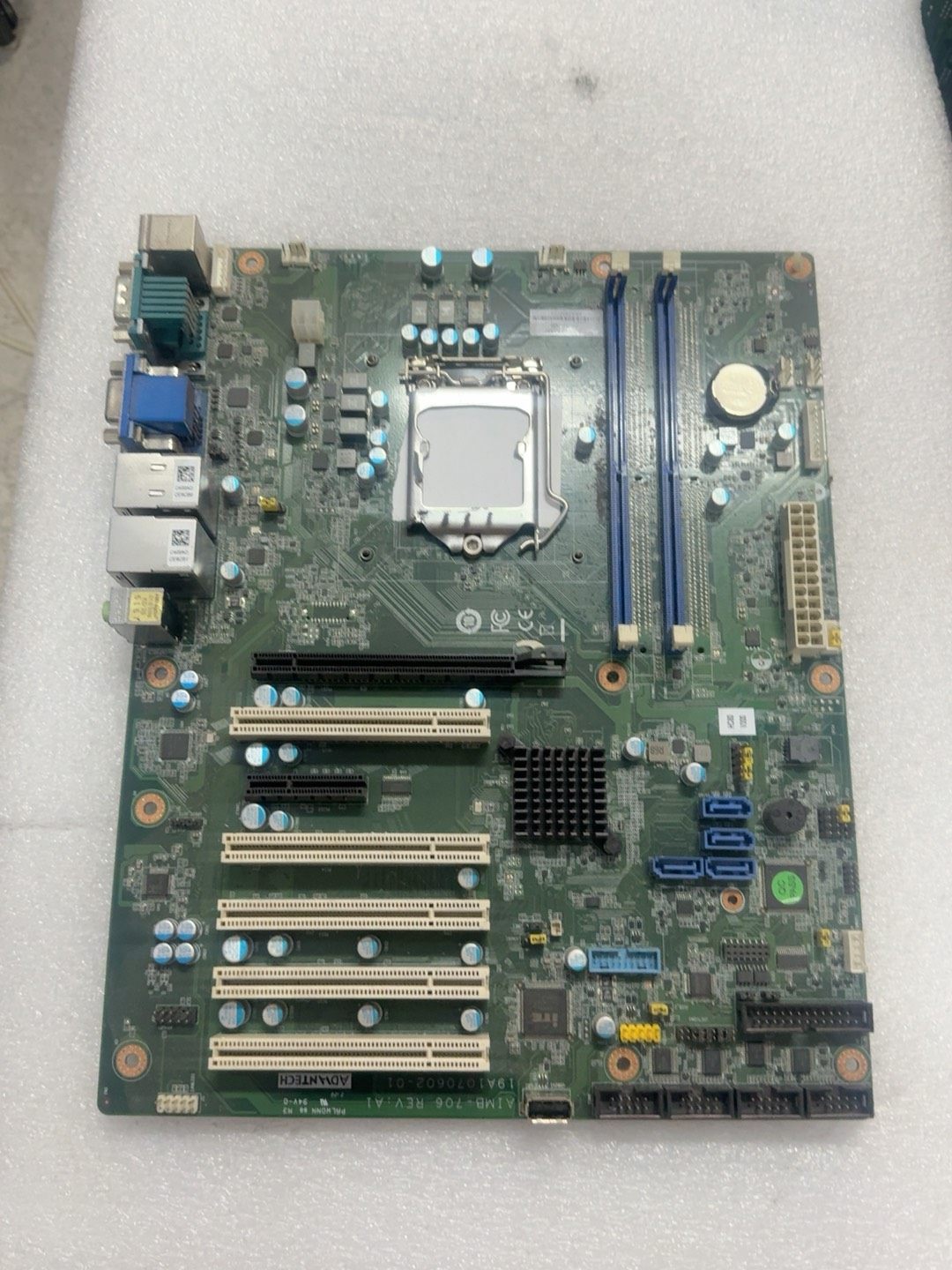 研华  工控机主板AIMB-706  REV:A1（8）