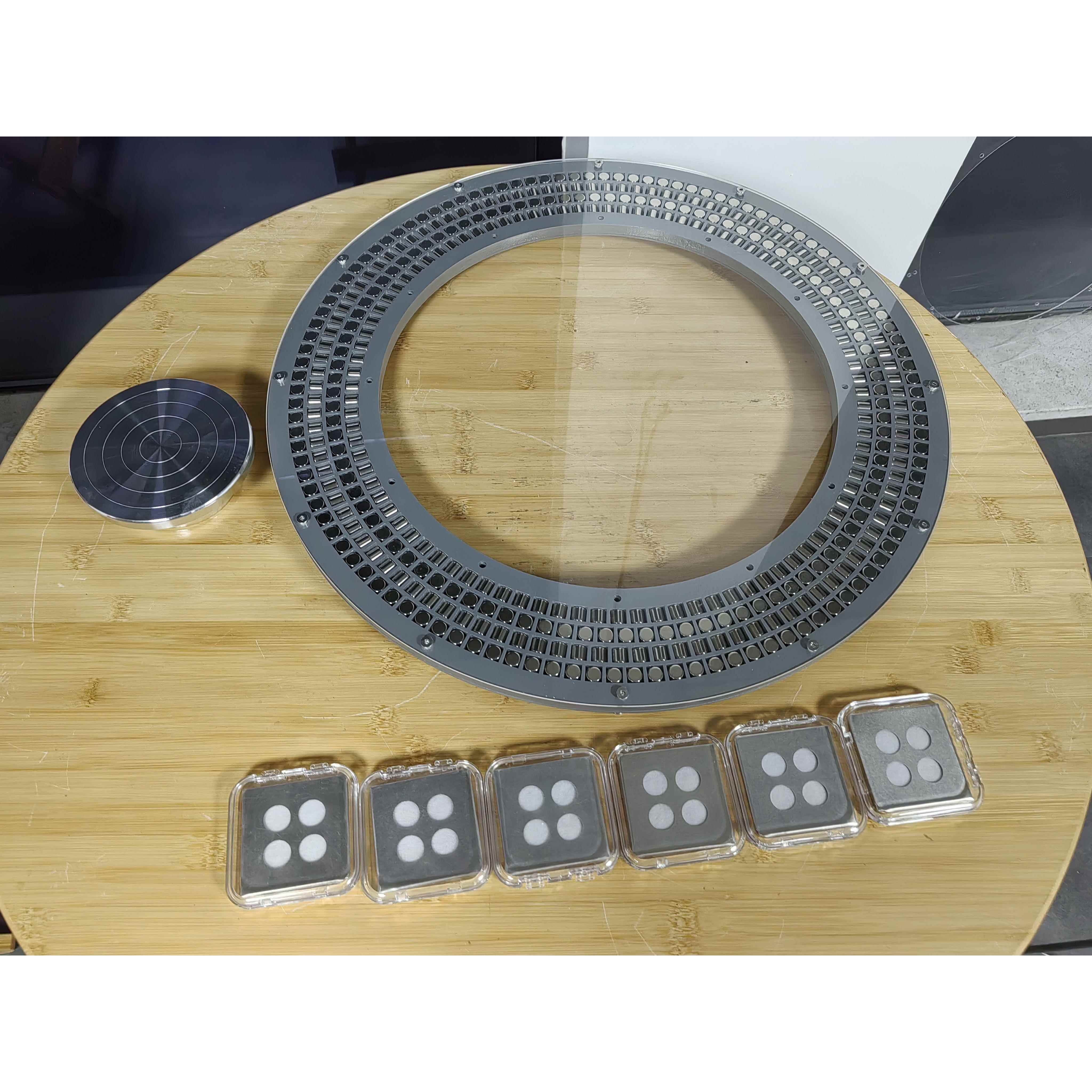 直径50厘米圆轨道，1米直线磁铁轨道，6个外观6厘米的方形超导。