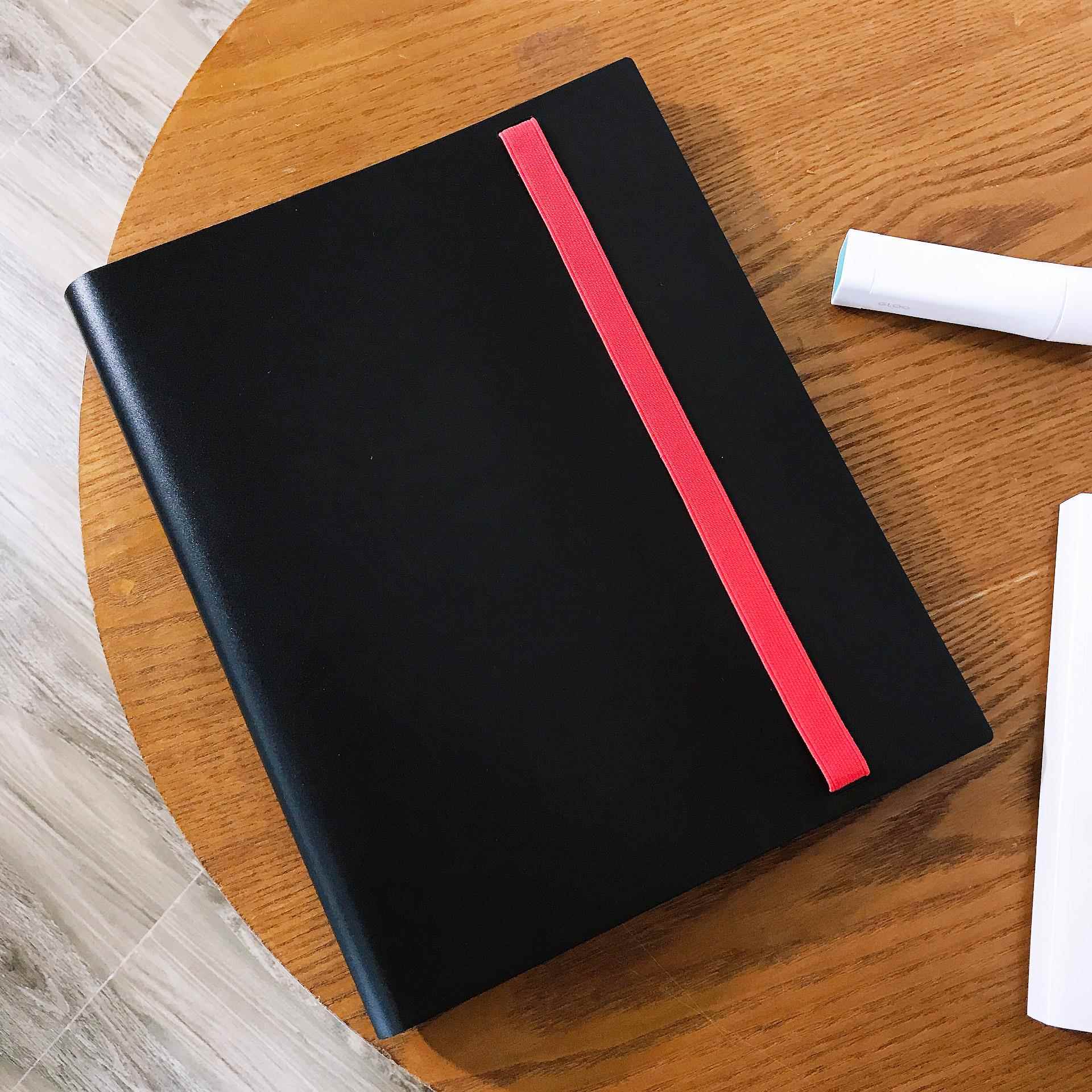 瑞胤祥九格游戏卡册收集本大容量收纳册明星专辑小卡片卡册绑带款