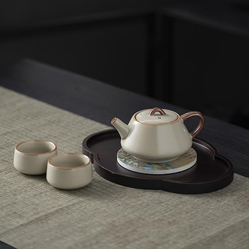轻奢米黄汝窑茶具套装一壶两杯加吸水茶盘单人泡茶茶壶茶杯户外瓷