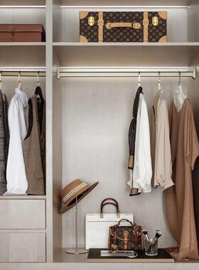 样板房间衣帽间软装饰品衣服包道具全屋定制展厅陈列搭配套装摆件