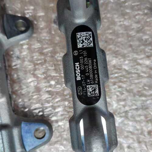 0445226101潍柴WP7​共轨管总成 喷油器 燃油泵