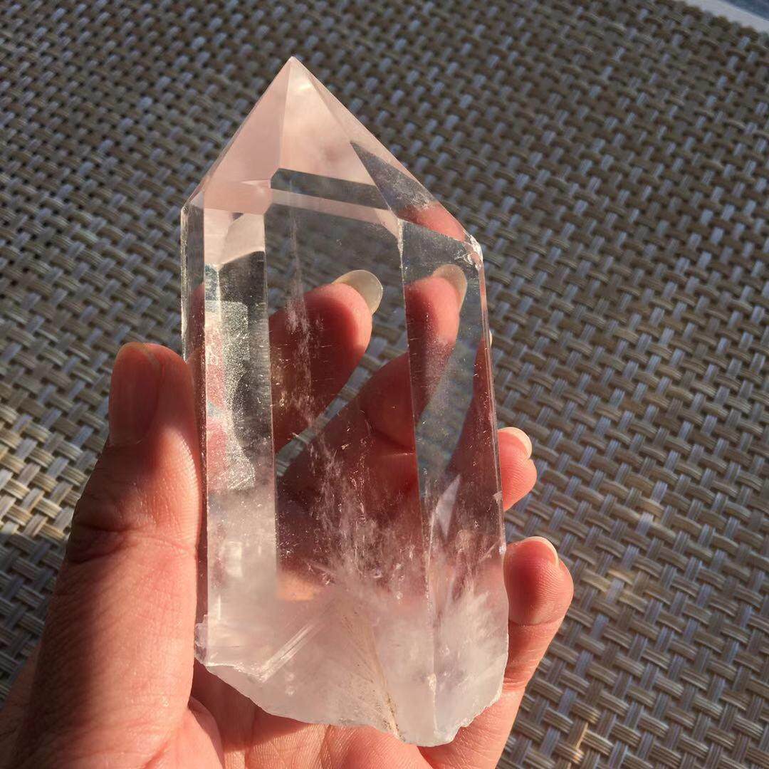 厂家天然水晶原石柱白水晶手工打磨原石底跨境电商办公摆件