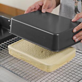 家用10寸提拉米苏古早蛋糕模具长方形碳钢不沾面包烘焙烤箱烤盘