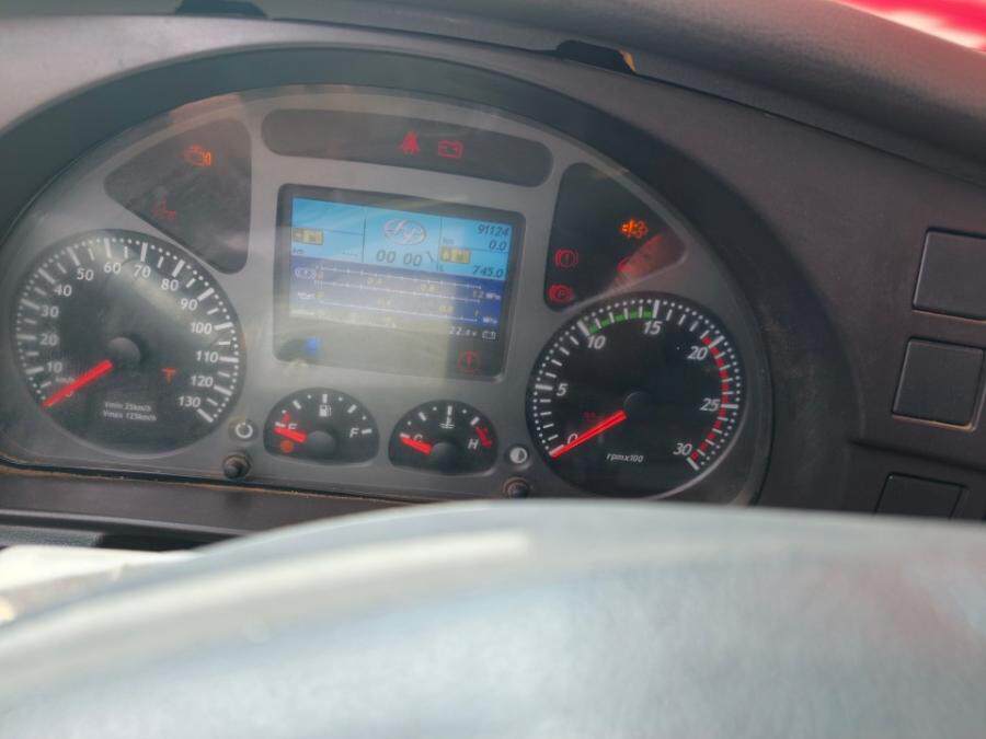 4月1日菏泽市鲁H****2红岩牌重型自卸货车网络拍卖公告