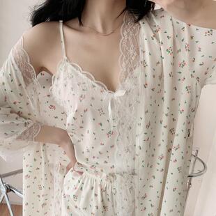 Lace lace camisole shorts, outerwear, pajamas, three