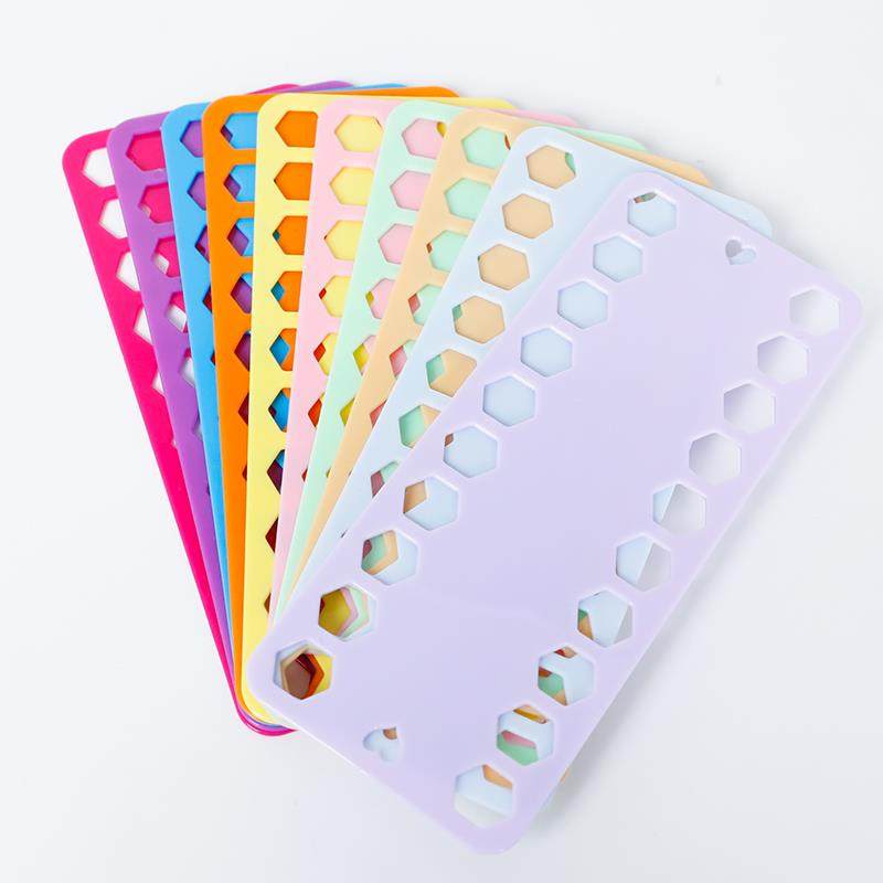 十字绣穿线板绣花线专用绕线板刺绣线理线器棉线缠线板多色塑料,居家布艺,其他/配件/DIY/缝纫,淘宝优惠券,粉丝福利购,淘宝优惠卷