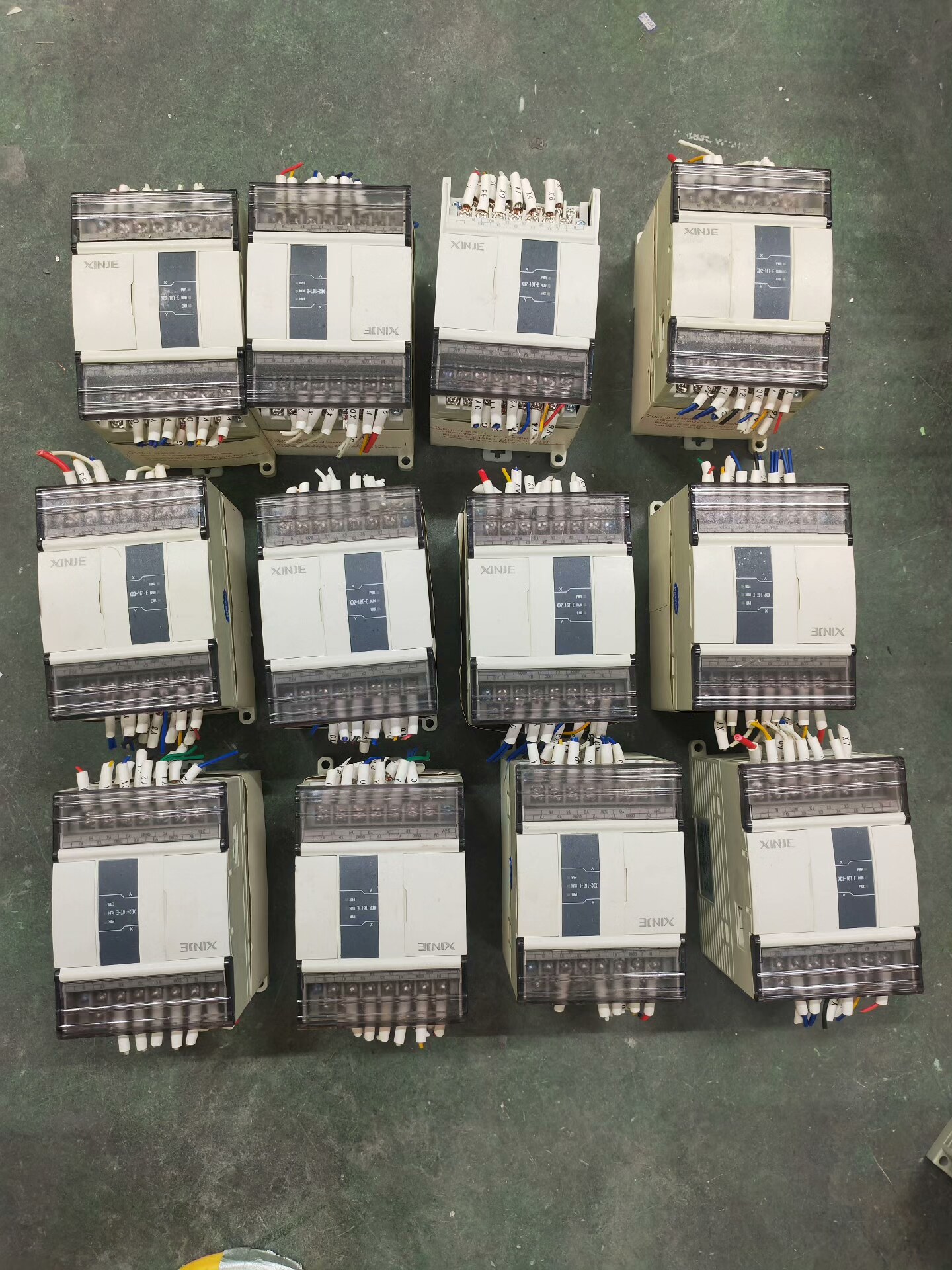 信捷XD2-16T拆机12个成色新漂亮，功能包好包邮的非常漂