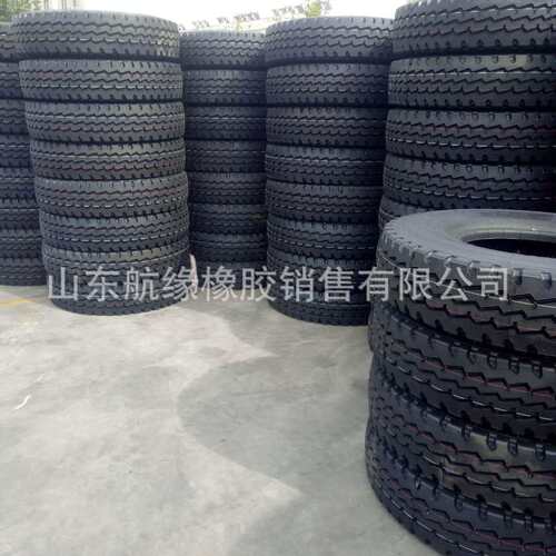 中花全钢车卡轮胎1100201200R20货车682吊车卡车三线钢丝轮R胎