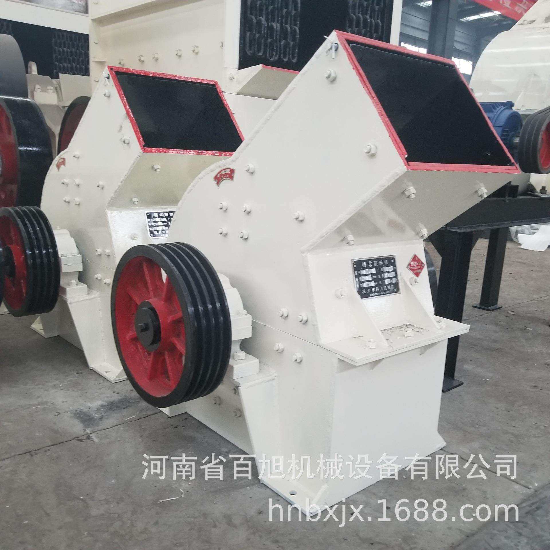 小型移动锤式制砂机混凝土砖头粉碎机柴油锤式破碎机PC-300*400