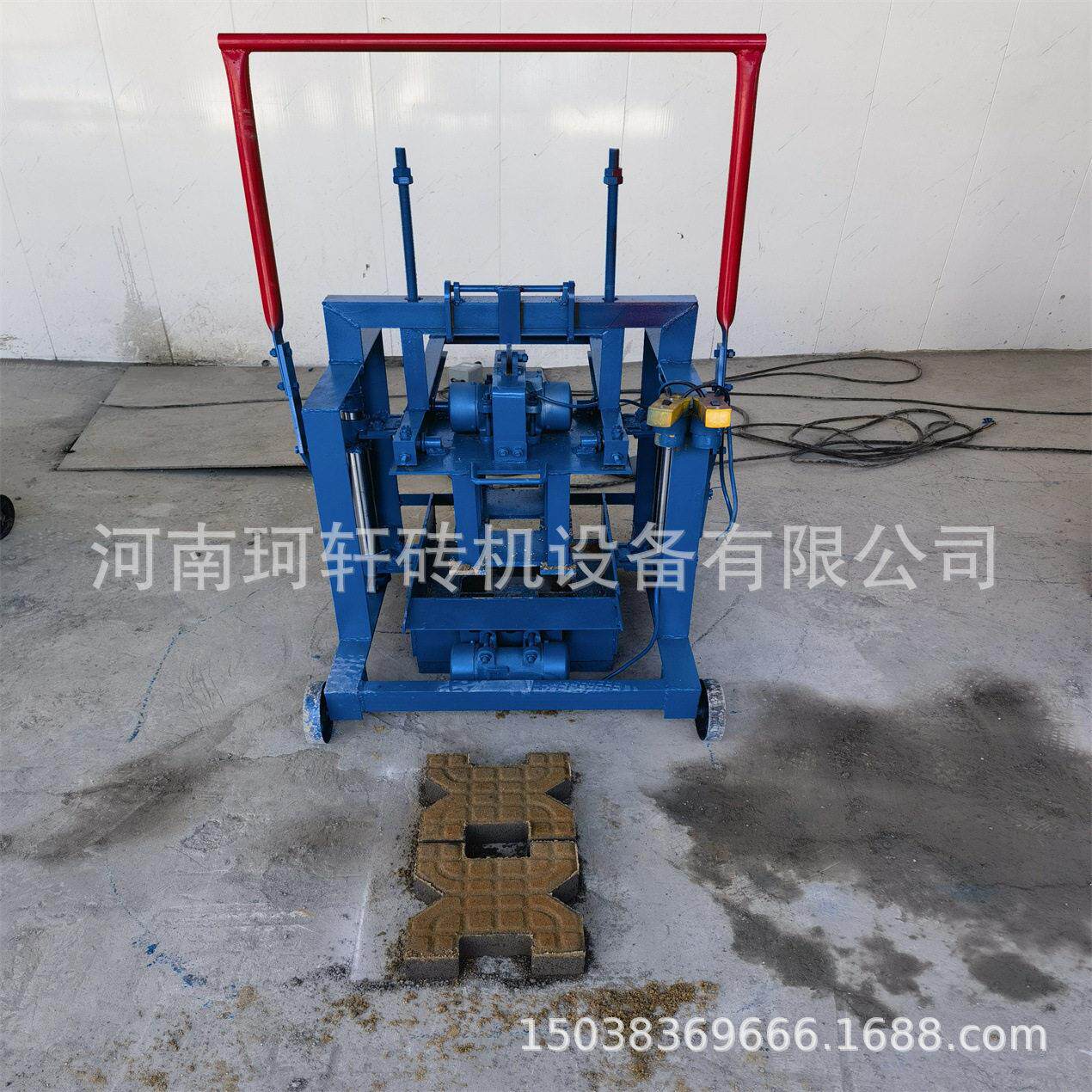 移动式水泥铺路制砖机家用方便转场免烧砖机多样化模具小型砖机