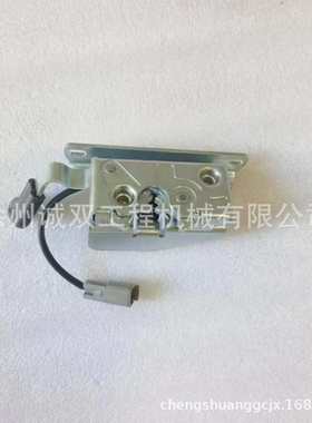 S750 S770 S450 S550滑移装载机门锁7109661 门把手7109662