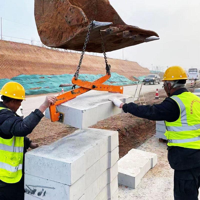 侧大板理石夹石材吊泥围墙板安装路沿水石夹路边沟盖板夹子路石夹