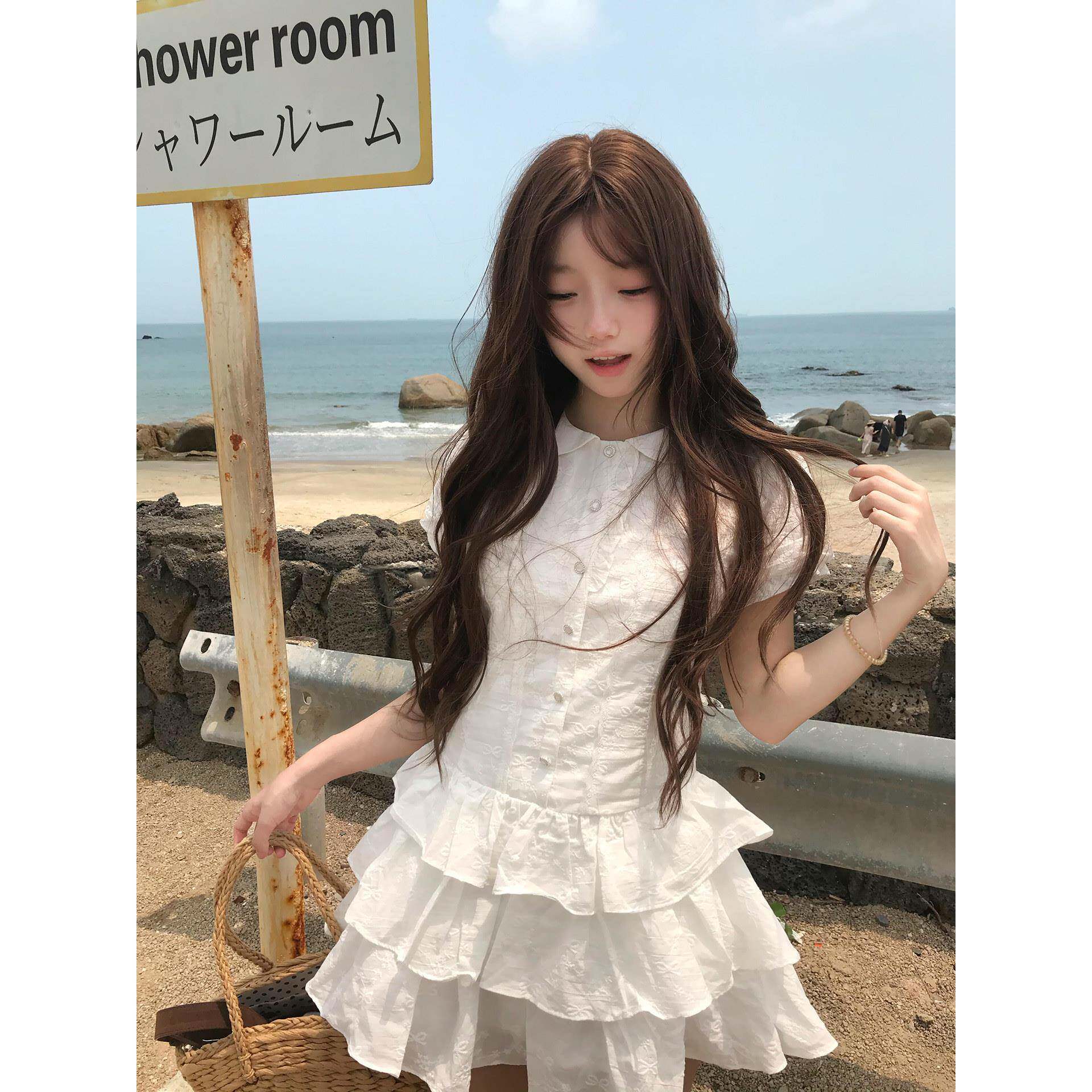 韩系学院风泡泡袖白色衬衫洋装女夏季辣妹穿搭a字短款蛋糕裙子