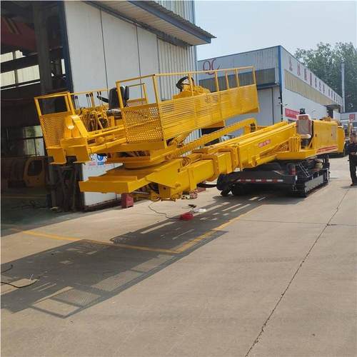 源头车供 应履带式潜孔钻机露天矿钻履带式潜孔钻 冲击式6840潜孔