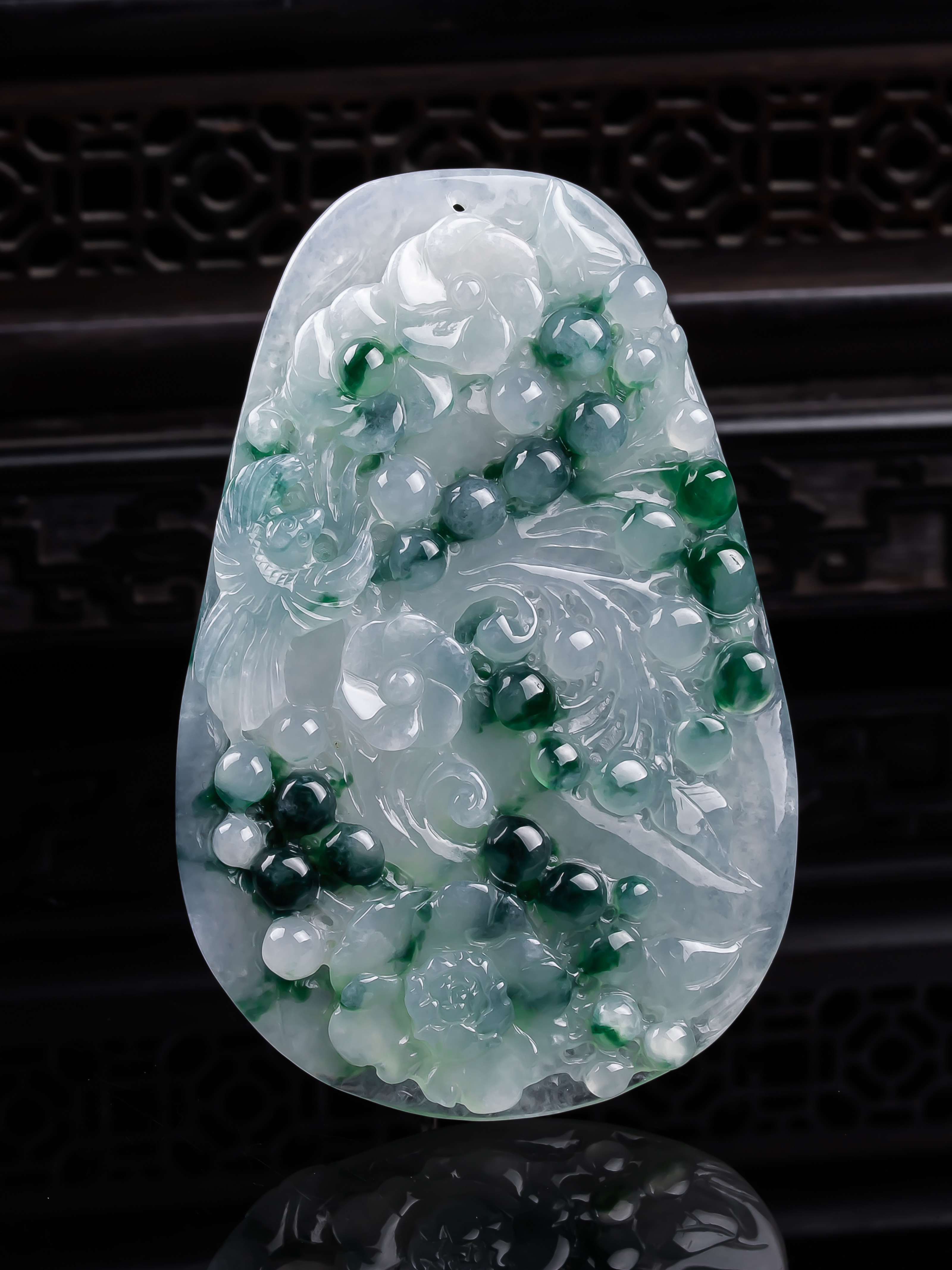 缅甸天然真品翡翠冰蓝满色飘绿花高端闪拍鸟语花香玉石吊坠29.59g