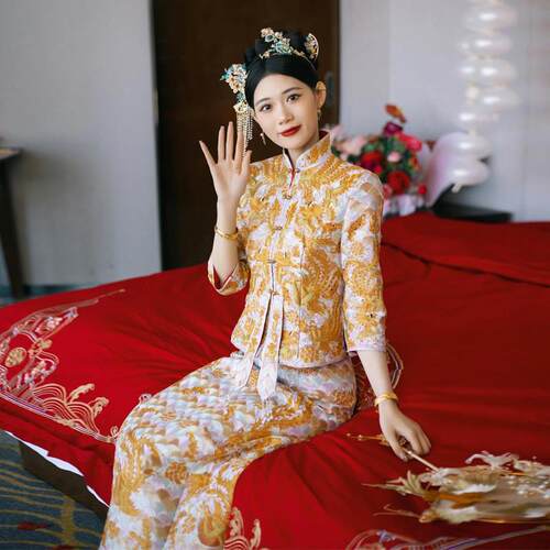 高端重工龙凤挂新娘2024新款褂皇修身显瘦小个子中式嫁衣结婚礼服