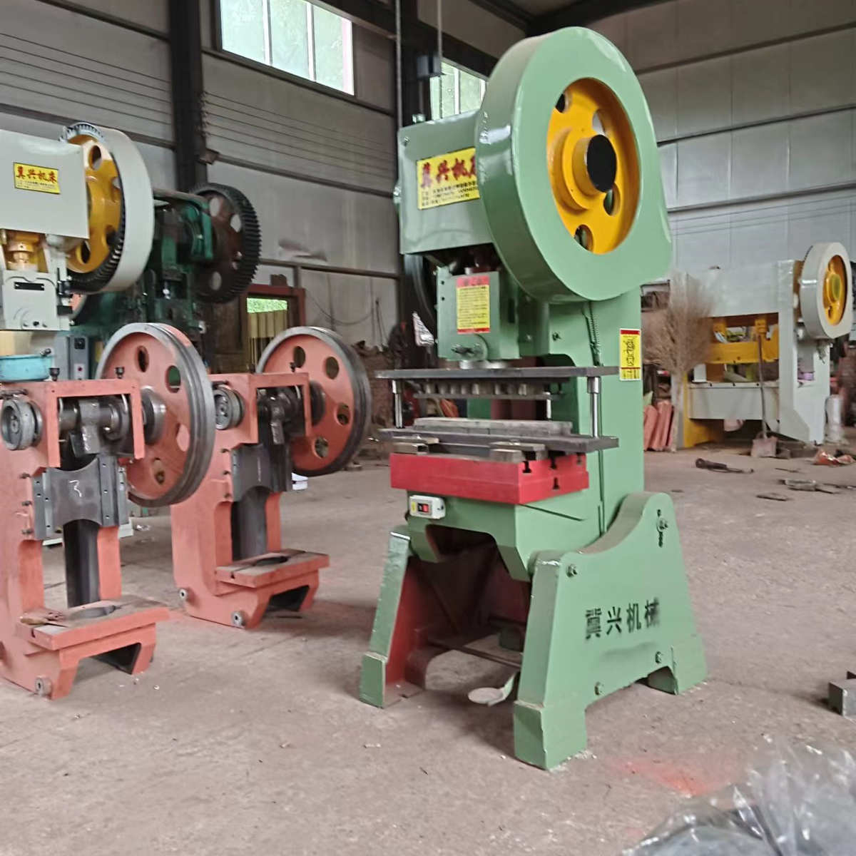 现货烧纸冲孔机 烧纸打孔机冲眼机 火纸打眼机烧纸打眼机厂家供应