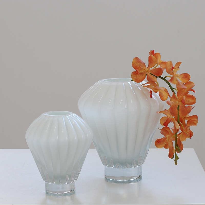 怡露工艺新品厚重白瓷黑色灯笼玻璃花瓶软装设计家居工艺品批发