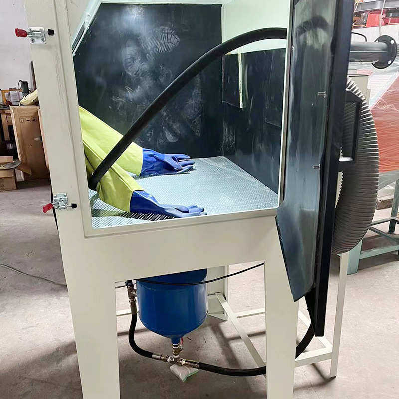 高压喷砂机小型手动箱式轮毂喷沙机除锈翻新去氧化皮高压打砂机