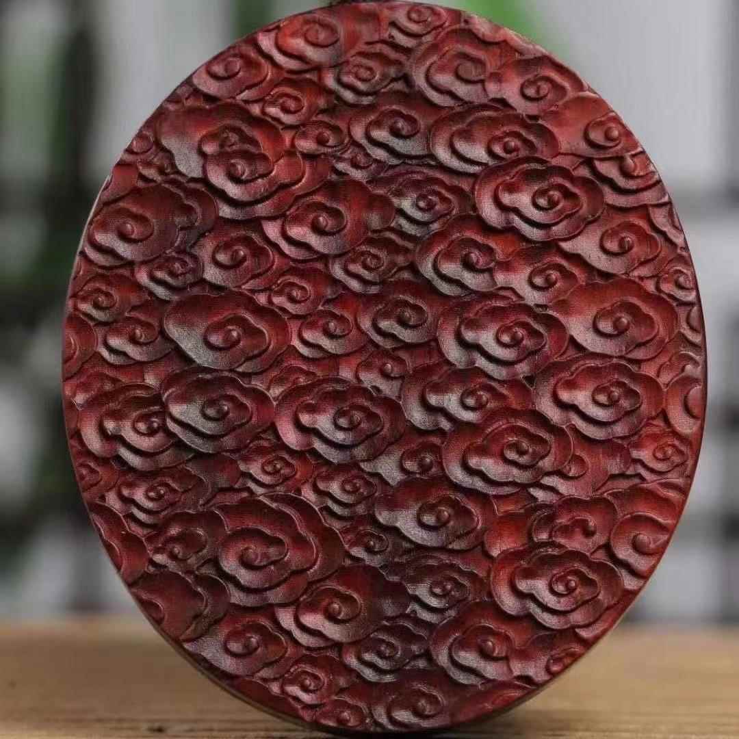 印尼小叶m紫檀KZV无事牌手把件6空.9*8c牌刻镂雕生生不息盘根手把