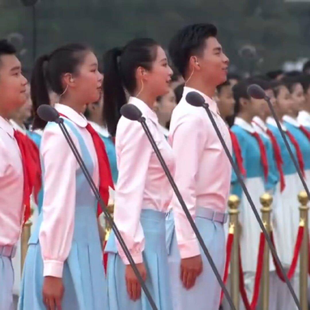 儿红中童大合学唱朗诵演出服千人献词团服装领巾小生红歌VLE冯琳
