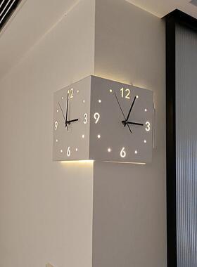 简约静创意AL102167角双时面挂钟两面钟表挂钟客厅音202转5网红拐