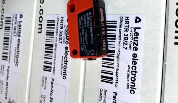 全新劳易测光电开传感器 HT3C.VXL/6G-M8 PRK