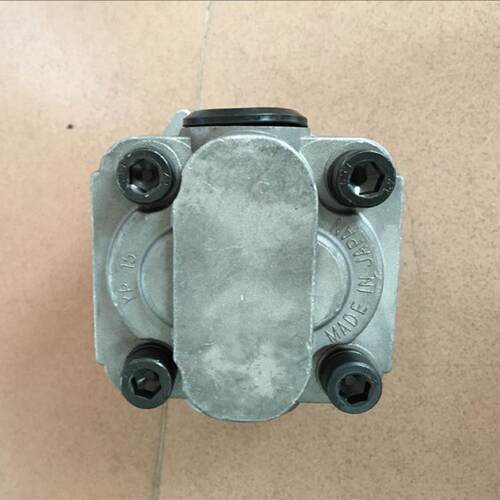 适用卡特312V1/320V2/312B齿轮泵 先导泵 尾泵 低压泵
