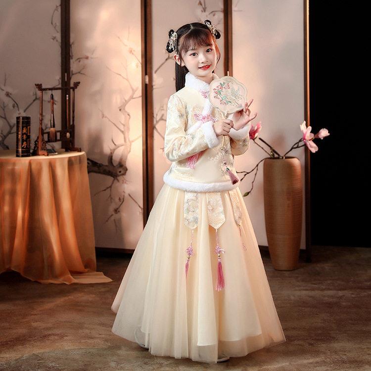 汉服女孩拜年服中国风加厚套装古装超仙冬季新年唐装过年拜年服