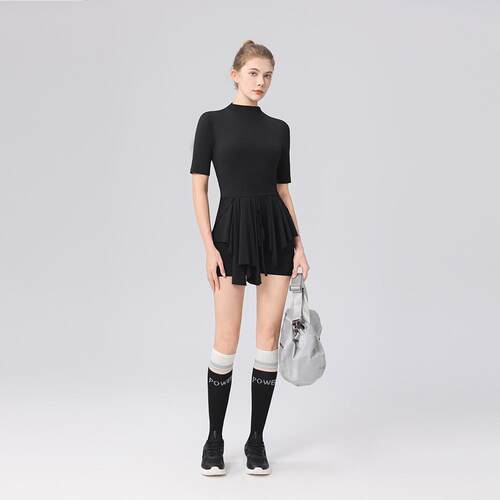 Stand up collar, mid sleeve tennis suit, anti glare dance