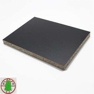 聚19812mm免颗粒板环保E1级三氰胺饰磨面漆刨花板双贴小浮雕耐耐
