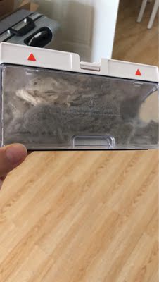 入手对比扫地机器人科沃斯DD35和石头T61优缺点是？配置参数区别是？哪款好用些？