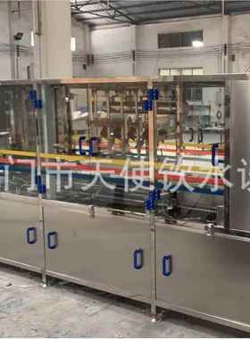全自动饮罐用水罐装机 3LL10L容量瓶三5一灌装284合机纯净水装生