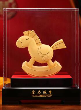 2026马年金马逐梦摆件绒沙金马工艺品会销开业吉祥物保险公司活动