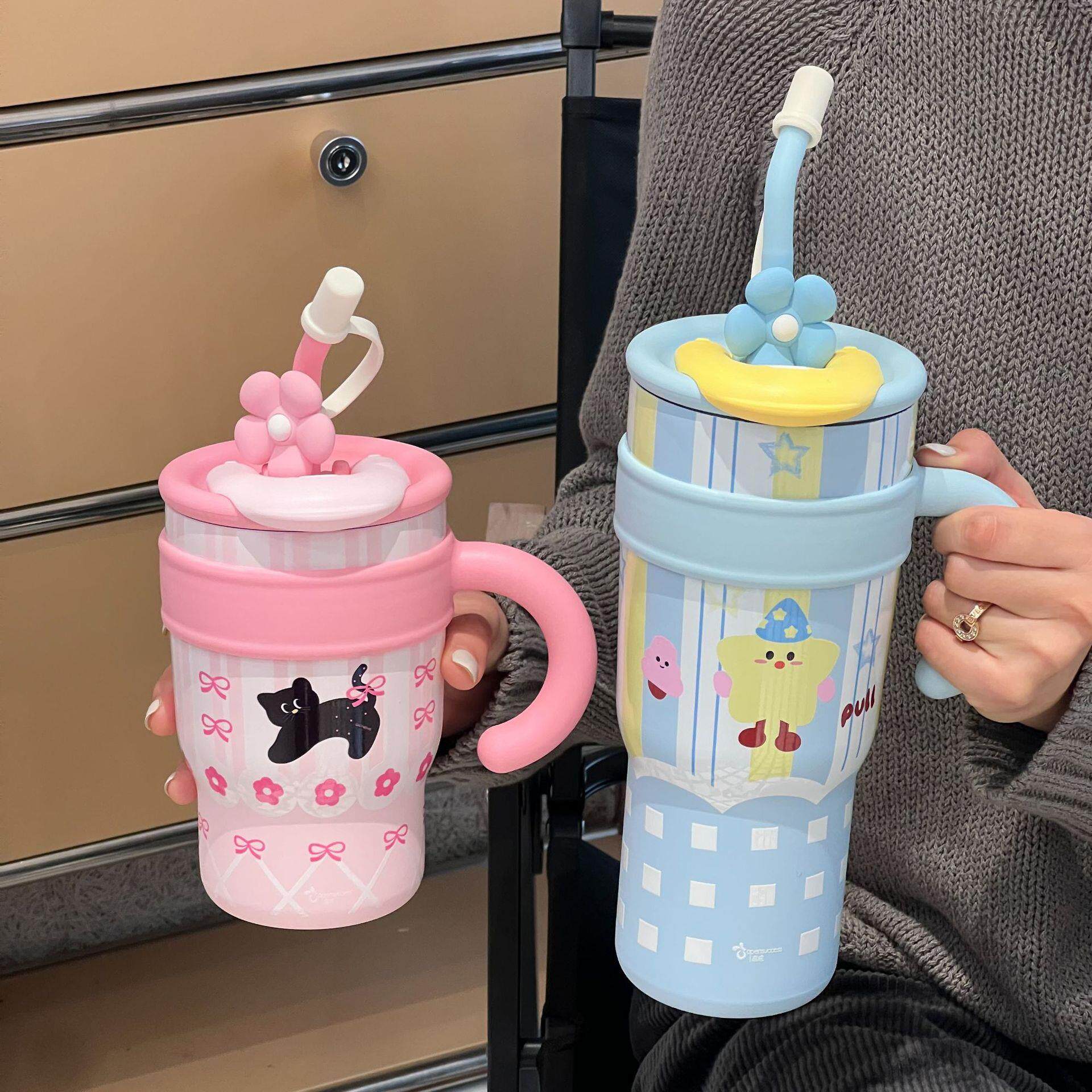 巨无霸保温杯大容量吸管杯女生ins风可爱水杯新款高颜值双饮杯子