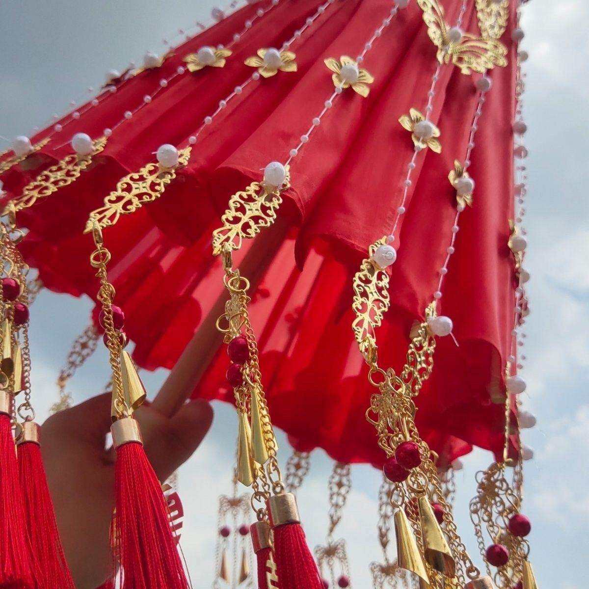 结婚用品新娘结婚伞古风新娘出嫁红色伞结婚秀禾服流苏长柄伞